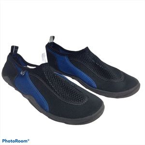 Triangl Black Blue Slip On Water Shoe Men’s Size 9